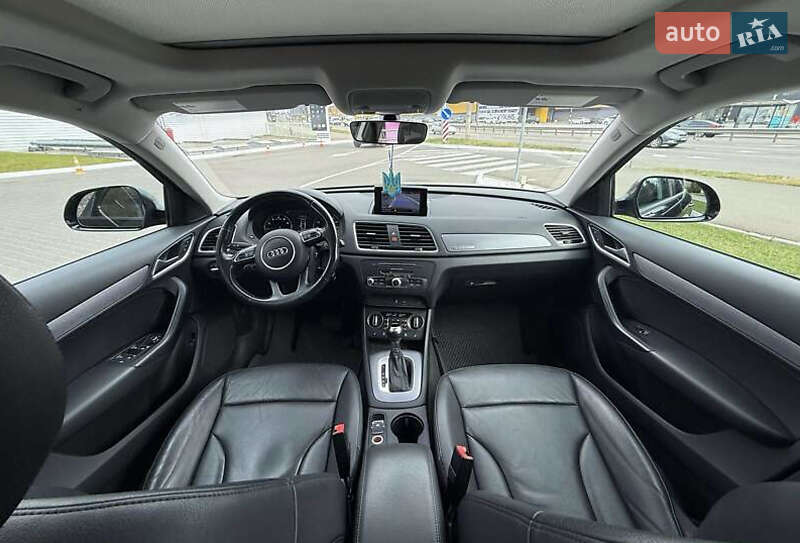 Внедорожник / Кроссовер Audi Q3 2016 в Львове