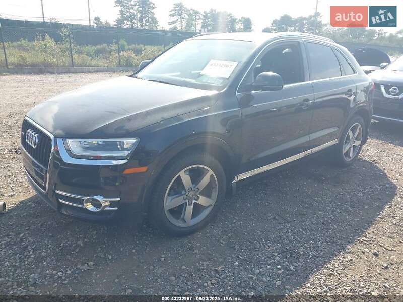Внедорожник / Кроссовер Audi Q3 2015 в Одессе