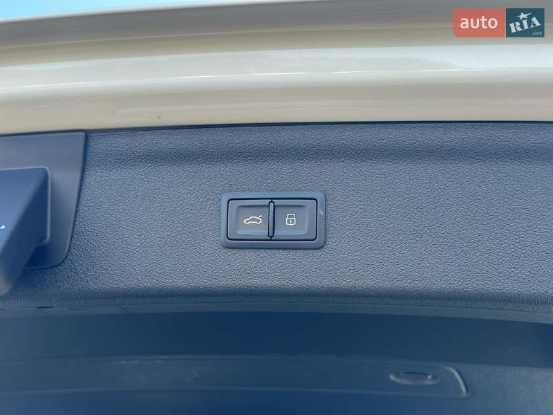 Внедорожник / Кроссовер Audi Q3 2014 в Львове фото 25 Внедорожник / Кроссовер Audi Q3 2014 в Львове