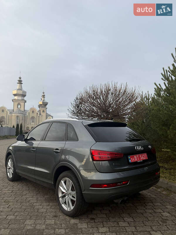 Внедорожник / Кроссовер Audi Q3 2017 в Львове