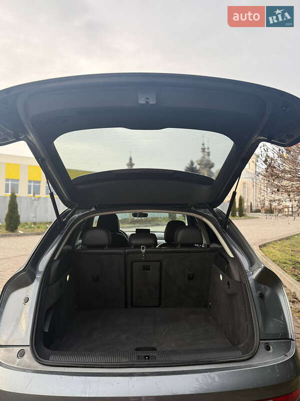 Внедорожник / Кроссовер Audi Q3 2017 в Львове