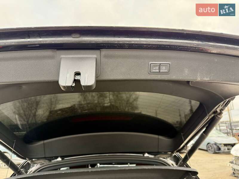 Внедорожник / Кроссовер Audi Q3 2021 в Киеве фото 16 Внедорожник / Кроссовер Audi Q3 2021 в Киеве