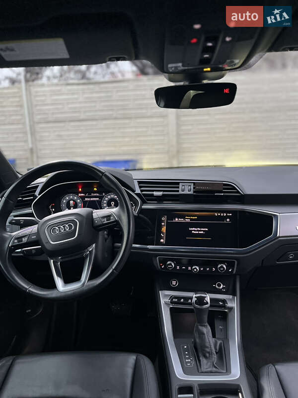 Внедорожник / Кроссовер Audi Q3 2023 в Одессе