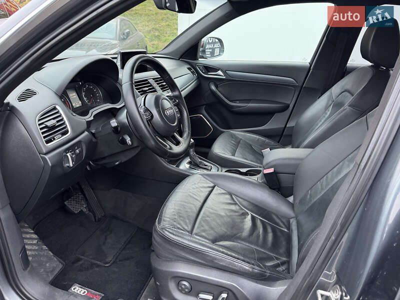 Внедорожник / Кроссовер Audi Q3 2016 в Львове