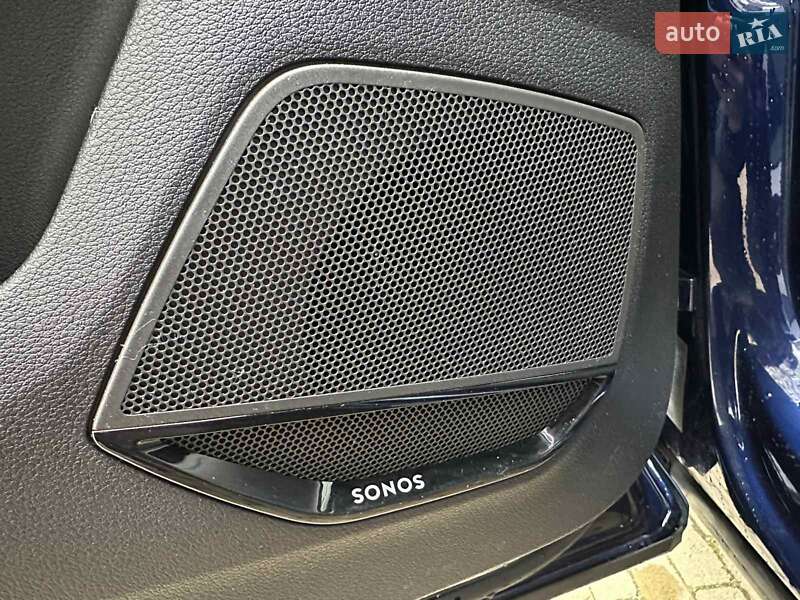 Внедорожник / Кроссовер Audi Q3 2023 в Киеве