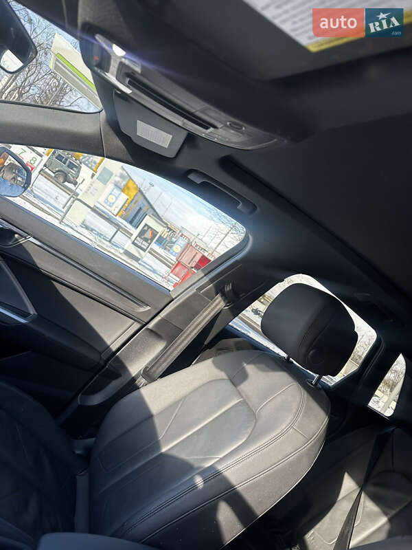 Позашляховик / Кросовер Audi Q3 2019 в Івано-Франківську фото 14 Позашляховик / Кросовер Audi Q3 2019 в Івано-Франківську