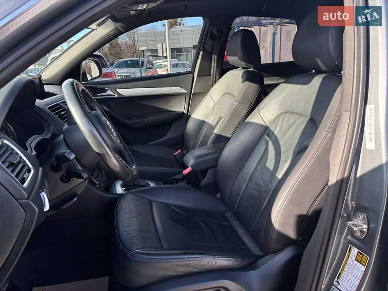 Позашляховик / Кросовер Audi Q3 2016 в Стрию