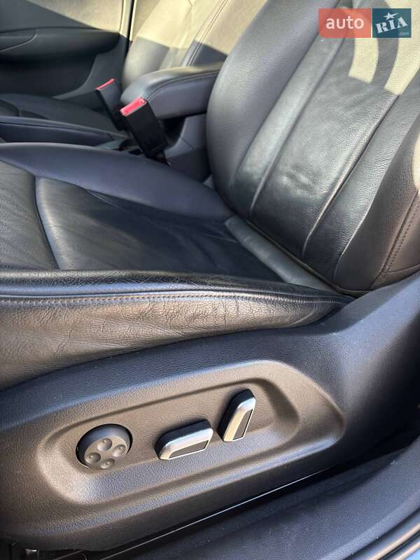 Позашляховик / Кросовер Audi Q3 2016 в Стрию