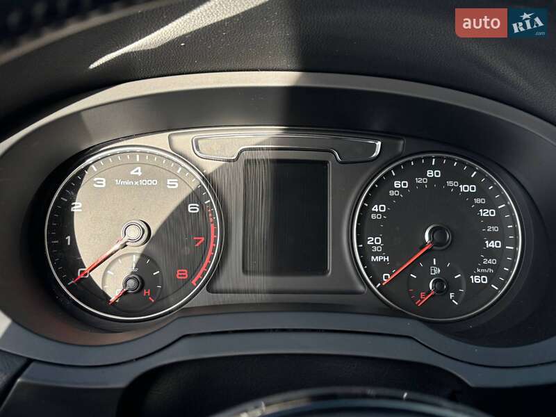 Позашляховик / Кросовер Audi Q3 2016 в Стрию