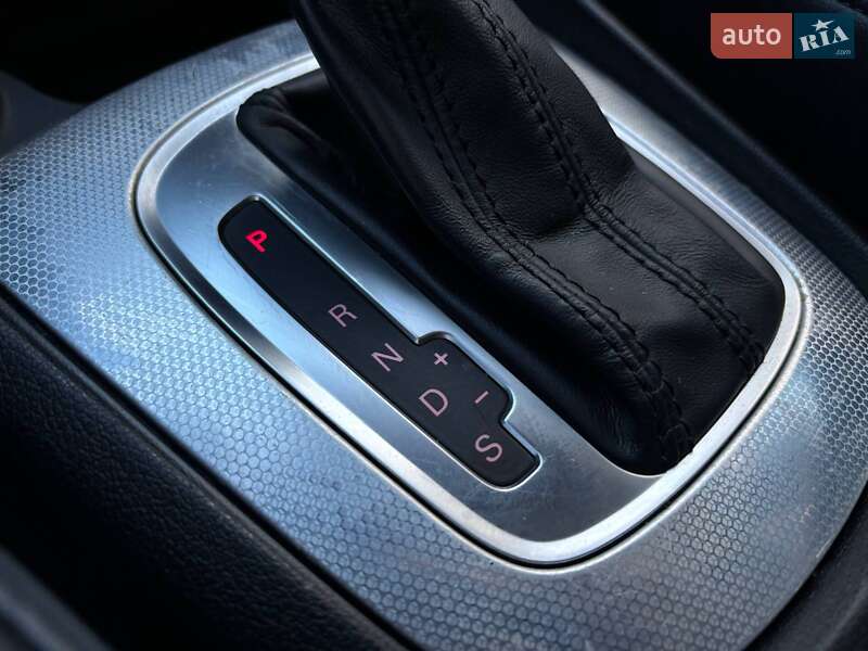 Позашляховик / Кросовер Audi Q3 2016 в Стрию