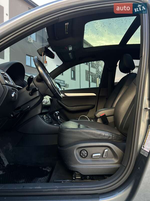 Внедорожник / Кроссовер Audi Q3 2016 в Киеве