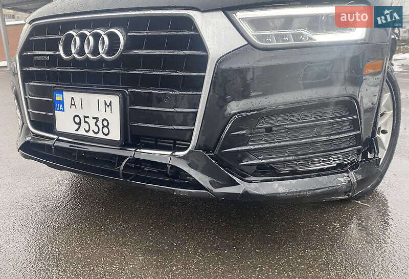 Позашляховик / Кросовер Audi Q3 2017 в Івано-Франківську