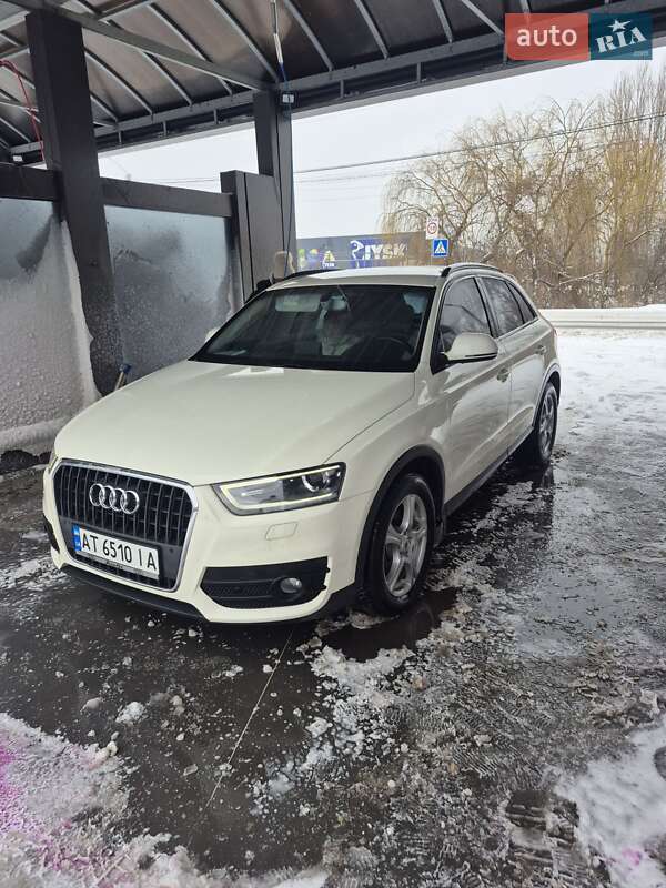 Внедорожник / Кроссовер Audi Q3 2012 в Киеве