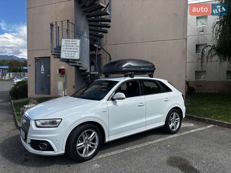 Внедорожник / Кроссовер Audi Q3 2012 в Киеве