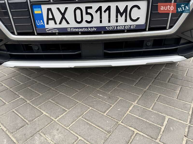 Внедорожник / Кроссовер Audi Q3 2019 в Киеве