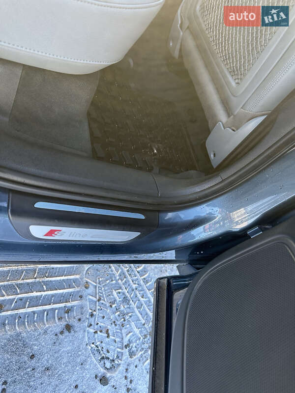 Внедорожник / Кроссовер Audi Q3 2018 в Полтаве