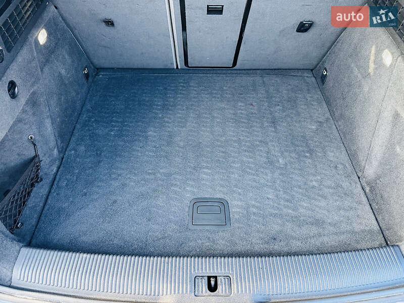 Внедорожник / Кроссовер Audi Q3 2018 в Полтаве