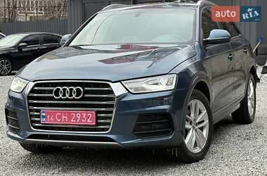 Позашляховик / Кросовер Audi Q3 2017 в Дніпрі
