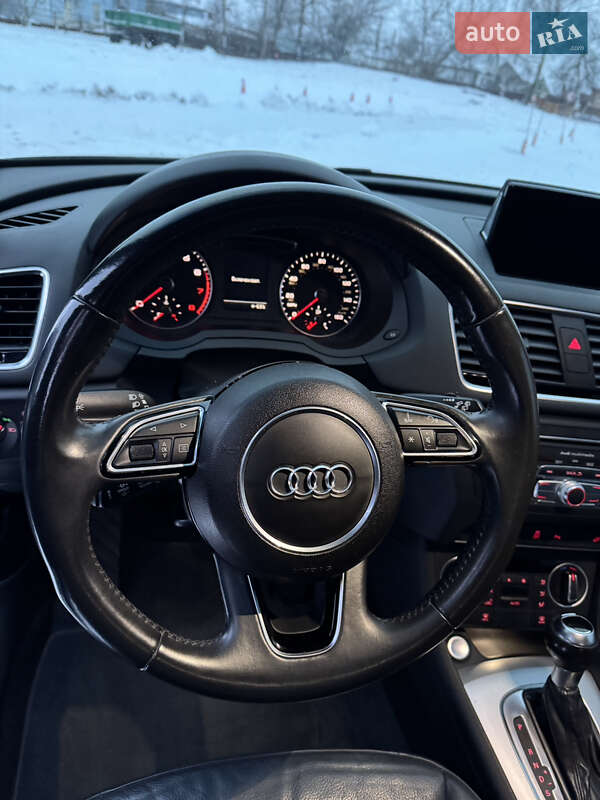 Внедорожник / Кроссовер Audi Q3 2017 в Умани