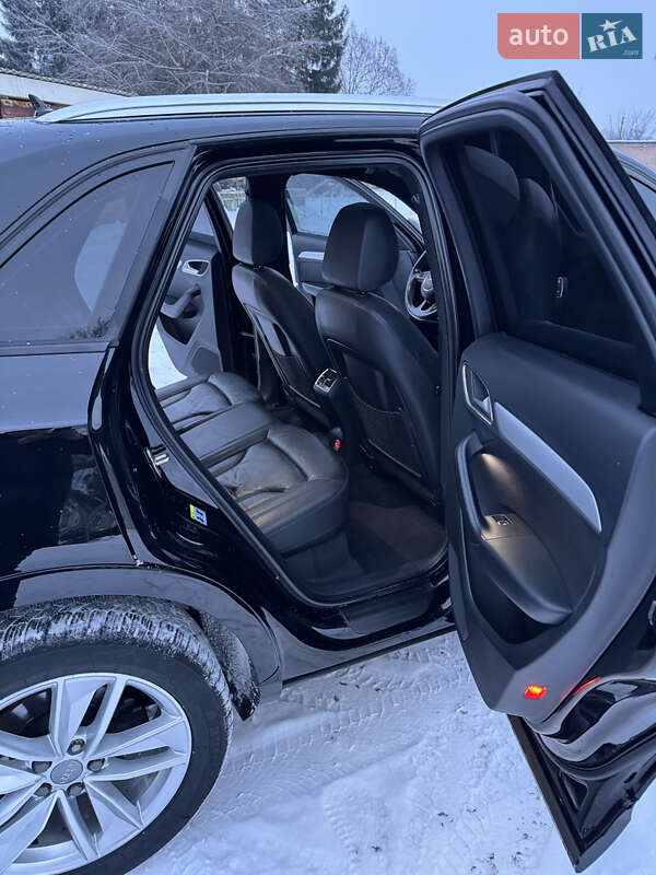 Внедорожник / Кроссовер Audi Q3 2017 в Умани