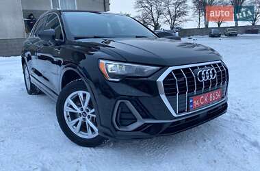 Внедорожник / Кроссовер Audi Q3 2022 в Днепре