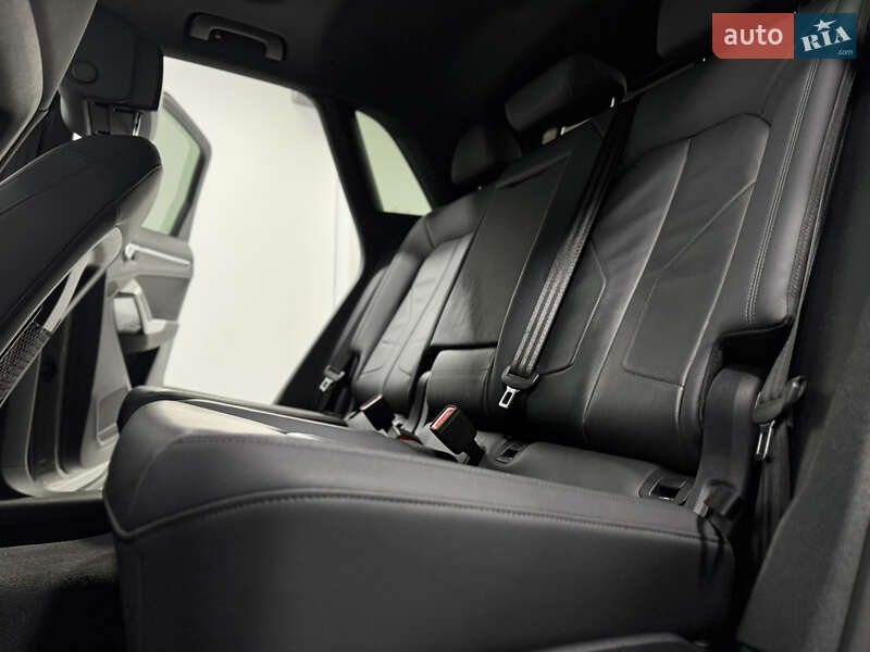 Внедорожник / Кроссовер Audi Q3 2023 в Одессе