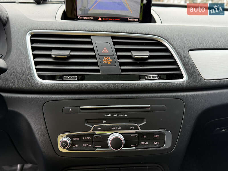 Внедорожник / Кроссовер Audi Q3 2017 в Стрые