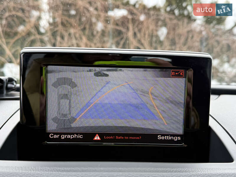 Внедорожник / Кроссовер Audi Q3 2017 в Стрые