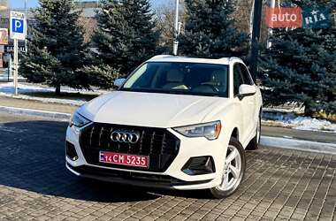 Внедорожник / Кроссовер Audi Q3 2019 в Одессе
