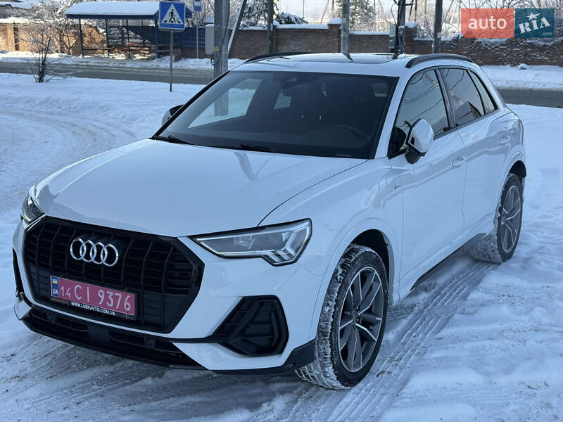 Audi Q3 2021