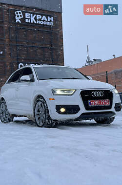 Позашляховик / Кросовер Audi Q3 2015 в Києві