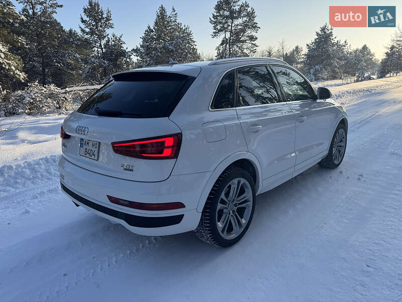 Внедорожник / Кроссовер Audi Q3 2016 в Житомире