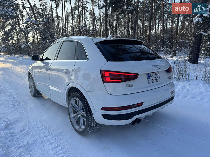 Внедорожник / Кроссовер Audi Q3 2016 в Житомире