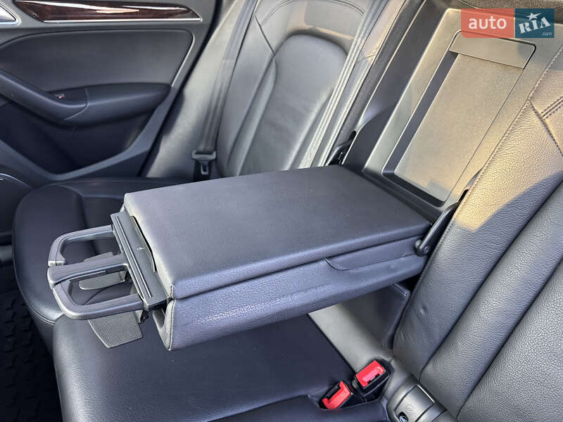 Внедорожник / Кроссовер Audi Q3 2016 в Житомире