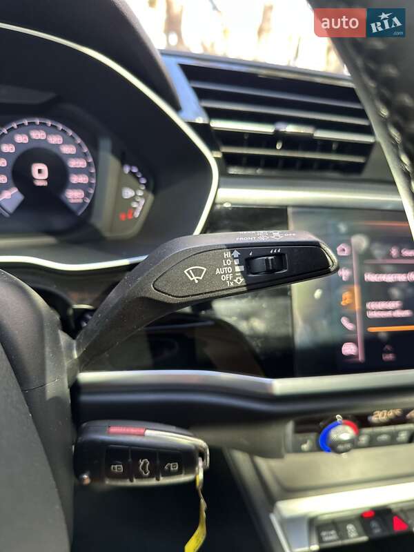 Внедорожник / Кроссовер Audi Q3 2019 в Белогородке