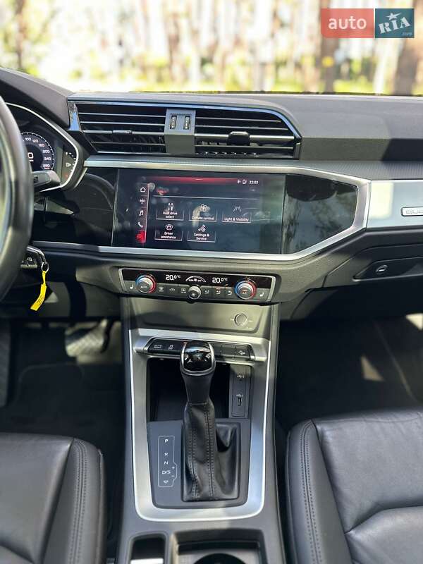 Внедорожник / Кроссовер Audi Q3 2019 в Белогородке