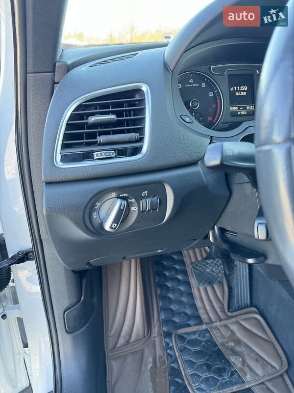 Внедорожник / Кроссовер Audi Q3 2018 в Львове