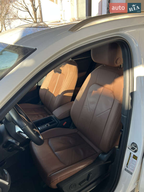 Внедорожник / Кроссовер Audi Q3 2019 в Борисполе фото 8 Внедорожник / Кроссовер Audi Q3 2019 в Борисполе