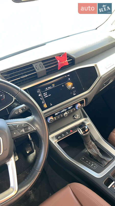 Внедорожник / Кроссовер Audi Q3 2019 в Борисполе фото 10 Внедорожник / Кроссовер Audi Q3 2019 в Борисполе