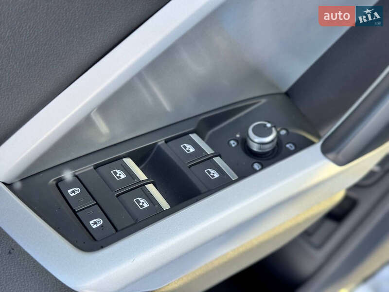 Внедорожник / Кроссовер Audi Q3 2022 в Сумах фото 41 Внедорожник / Кроссовер Audi Q3 2022 в Сумах
