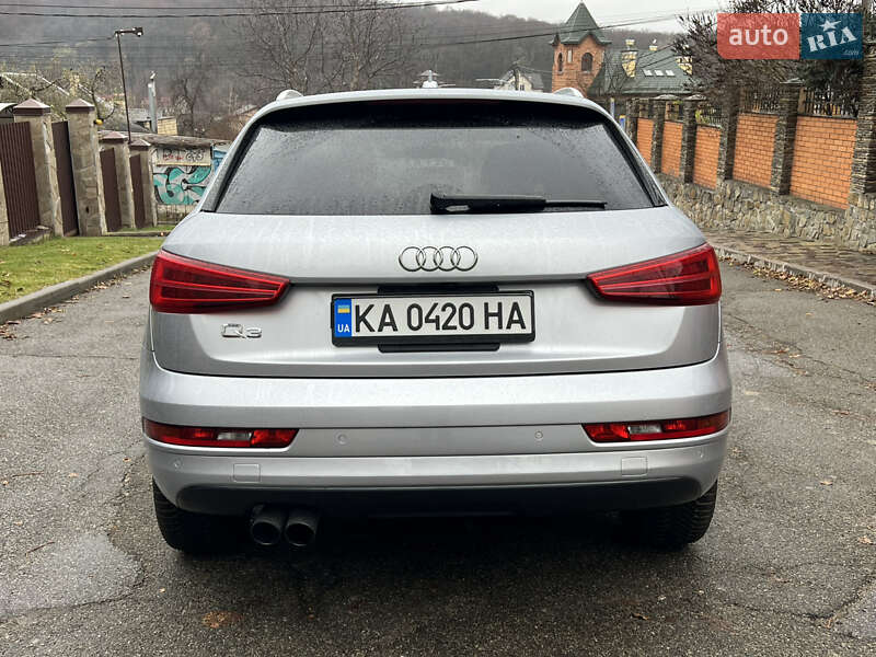 Позашляховик / Кросовер Audi Q3 2017 в Києві