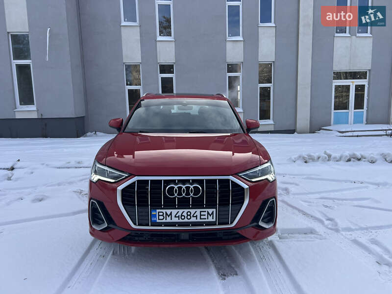 Внедорожник / Кроссовер Audi Q3 2019 в Сумах