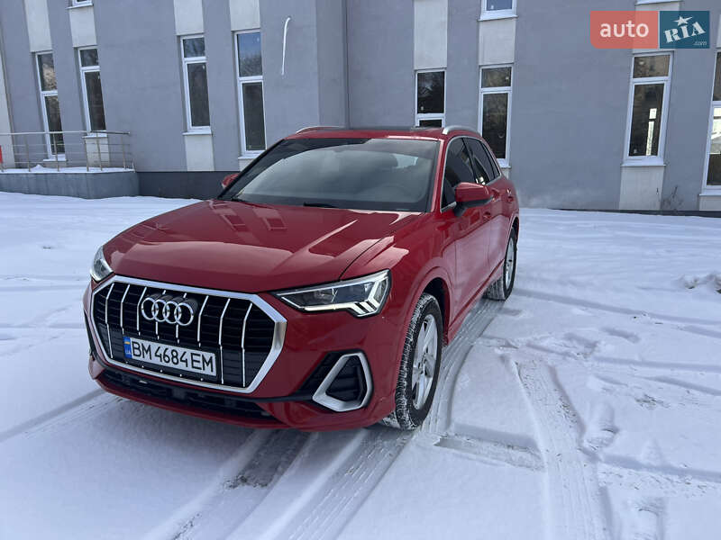 Внедорожник / Кроссовер Audi Q3 2019 в Сумах