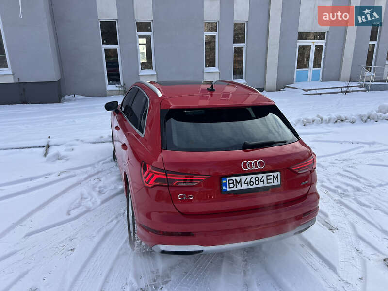 Внедорожник / Кроссовер Audi Q3 2019 в Сумах
