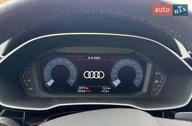 Внедорожник / Кроссовер Audi Q3 2024 в Киеве
