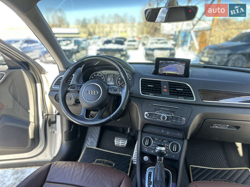 Позашляховик / Кросовер Audi Q3 2015 в Харкові