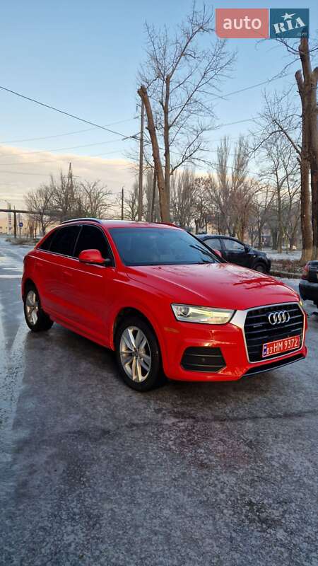 Внедорожник / Кроссовер Audi Q3 2016 в Николаеве