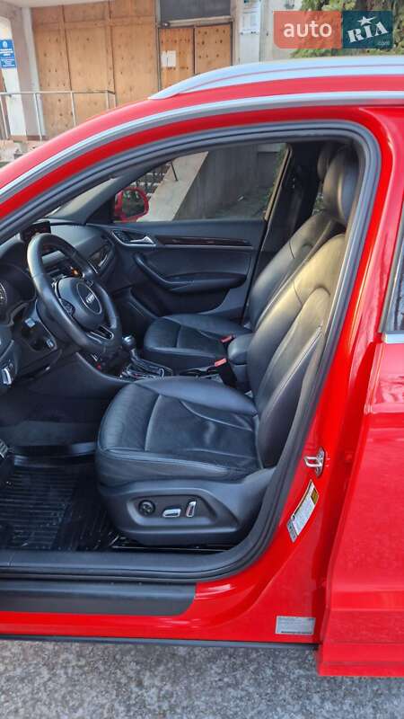 Внедорожник / Кроссовер Audi Q3 2016 в Николаеве