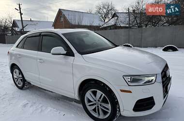 Позашляховик / Кросовер Audi Q3 2016 в Полтаві