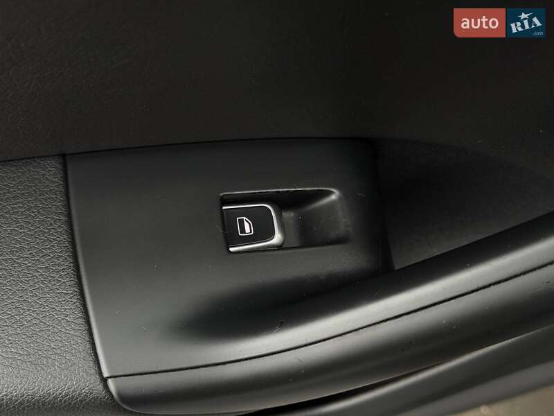 Внедорожник / Кроссовер Audi Q3 2016 в Ровно фото 42 Внедорожник / Кроссовер Audi Q3 2016 в Ровно